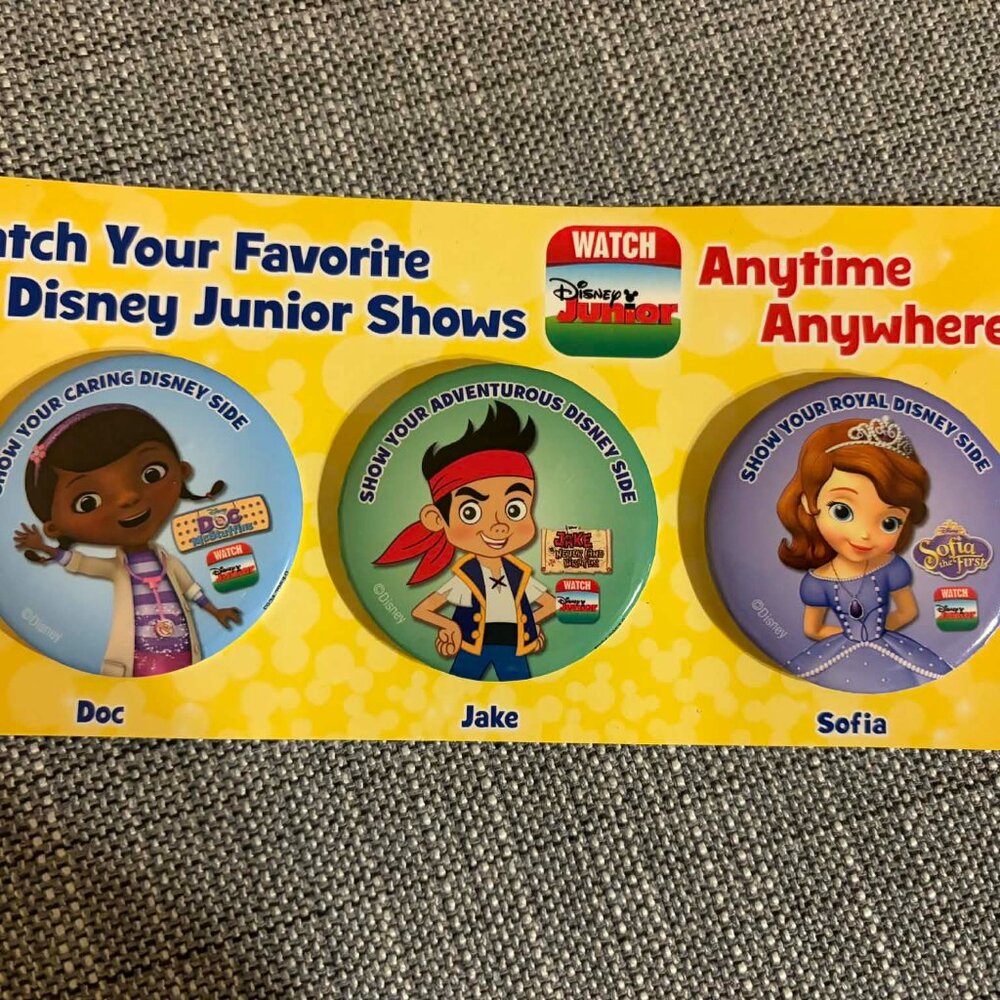 Disney Set of 3 Buttons - Disney Junior - Doc McStuffins, Jake, Sofia the First